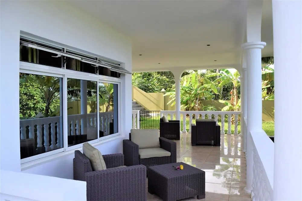 Kaktus Villa Au Cap Lodge