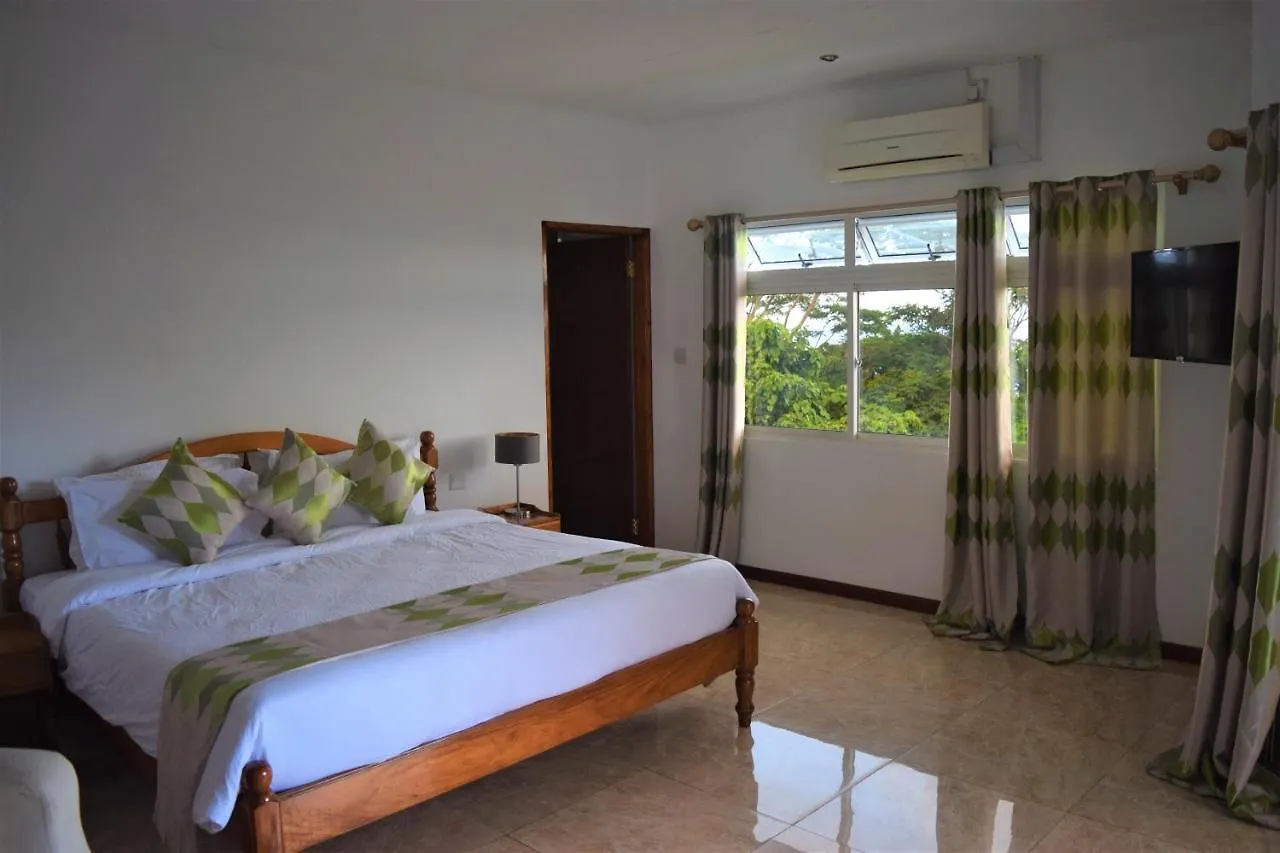 Kaktus Villa Au Cap